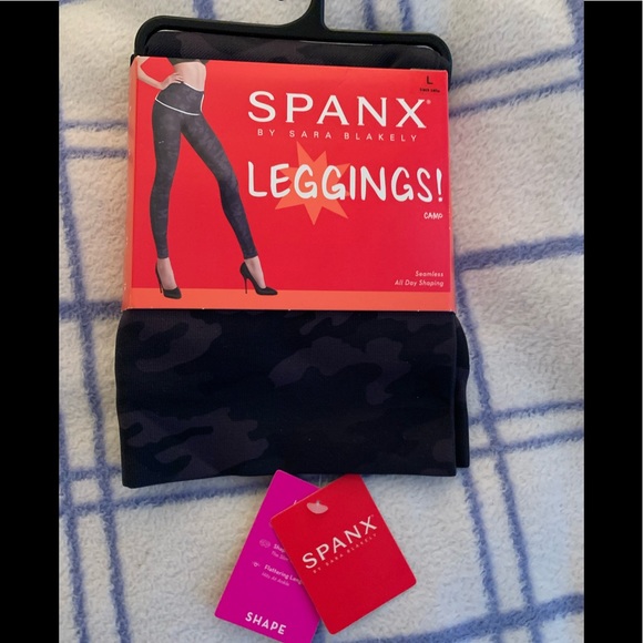 NWT -Spanx Seamless Camo Leggings - Picture 2 of 6